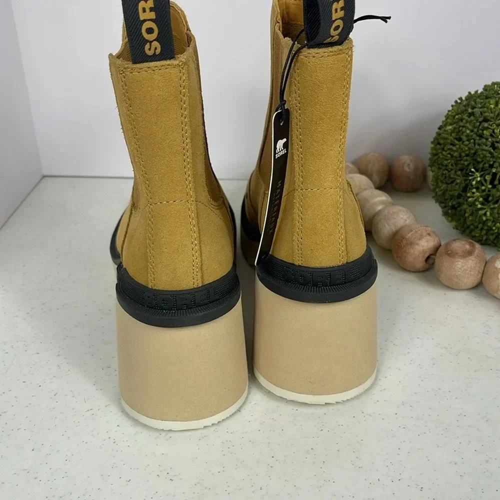 Sorel Hi Line Chelsea Heels Boots Booties Sz 10 Color/ Geo Yellow Jet